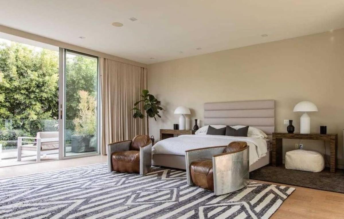 Stunning - Pool & Hot Tub - Fire Pit Holiday home Los Angeles
